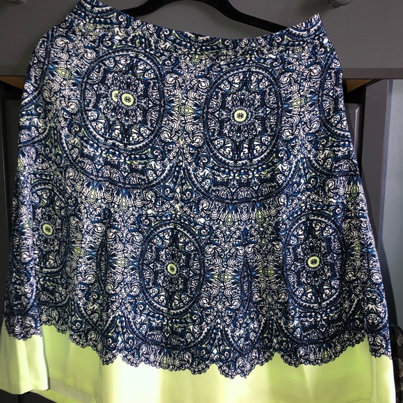 Knee length skirt - Picture 1 of 3